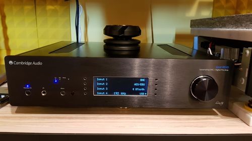 Harmonic Stabilizer on top of the DAC/preamplifier